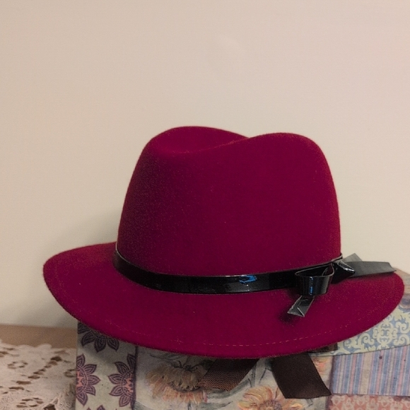 Charter Club Deep Red Fedora with Black Band - Picture 3 of 7
